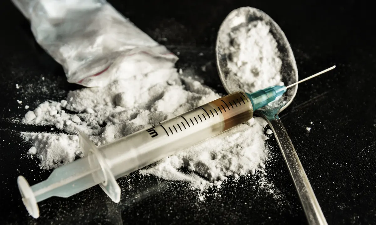 Heroin Addiction: Signs, Symptoms, Risks, and Treatment Resources