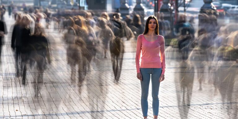 What Are the 5 Stages of Psychosis? Progression, Timeline, and Symptoms