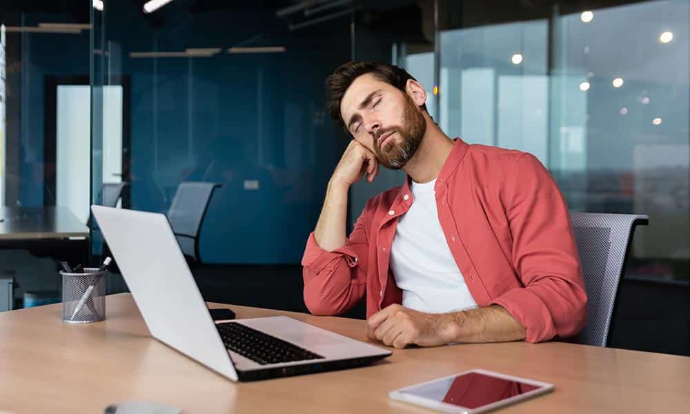 Patients should be told clearly not drink alcohol while taking carisoprodol, other sedatives.