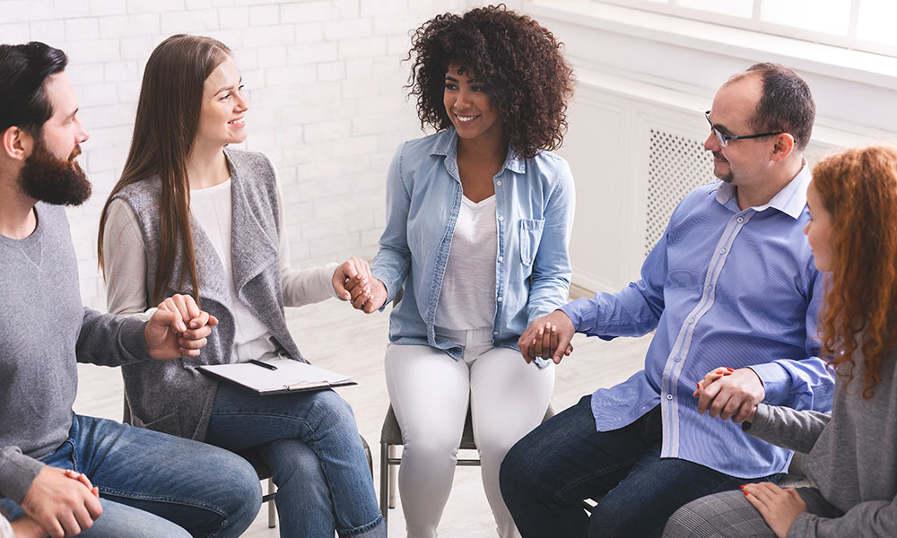 Suggesting participation in support groups for Alcoholism