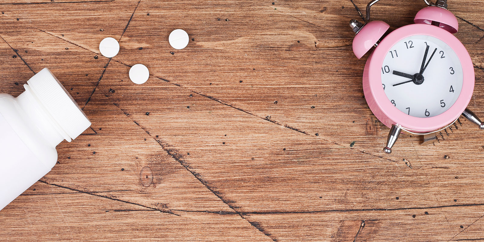 oxycodone stays in your body means understanding its half-life.